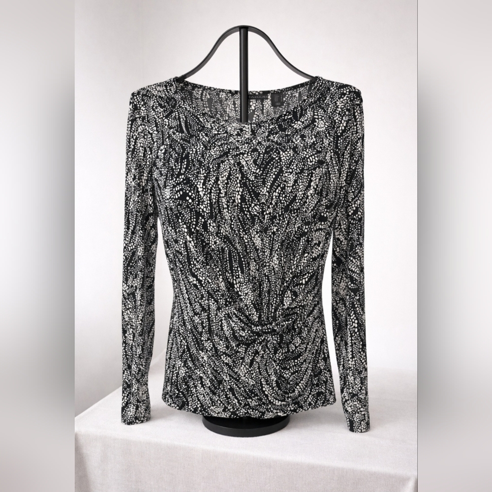 Tahari Black and White Long Sleeve Top